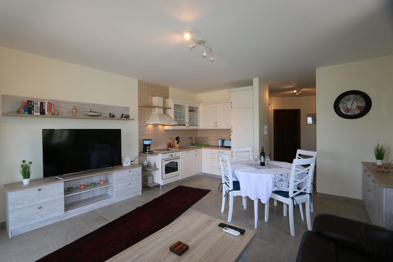 Apartment Soline Cove Esterno foto