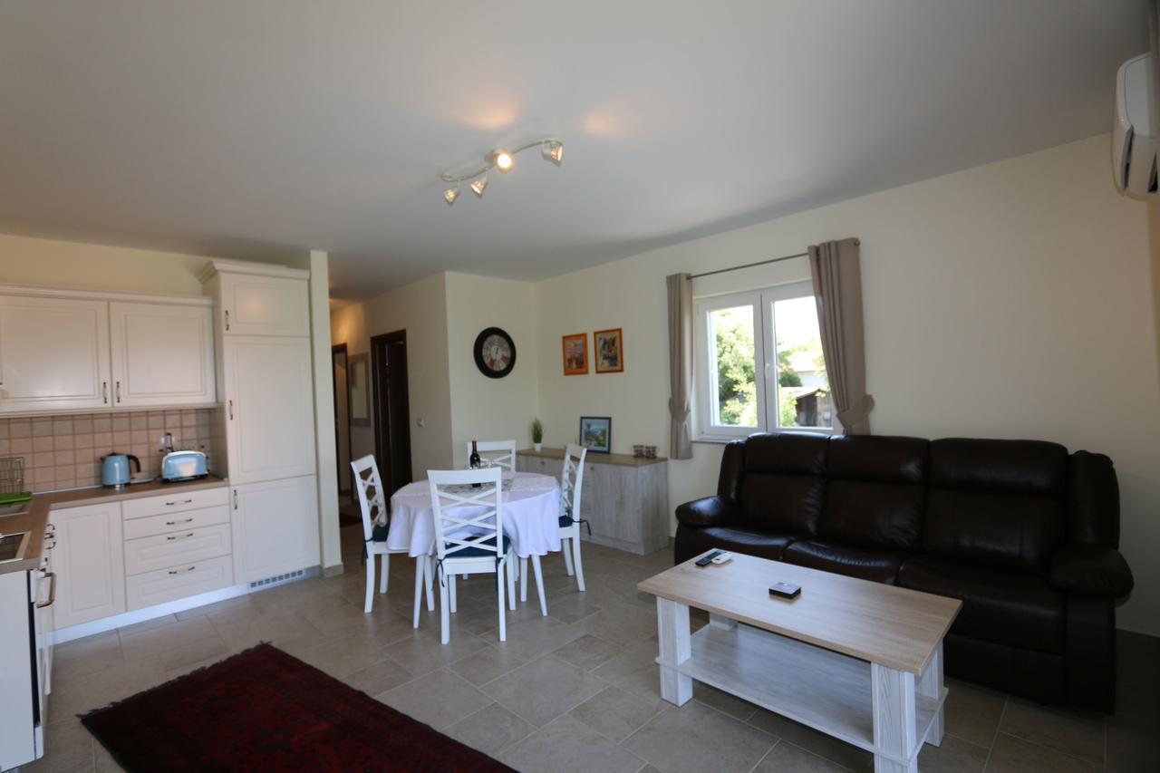 Apartment Soline Cove Esterno foto